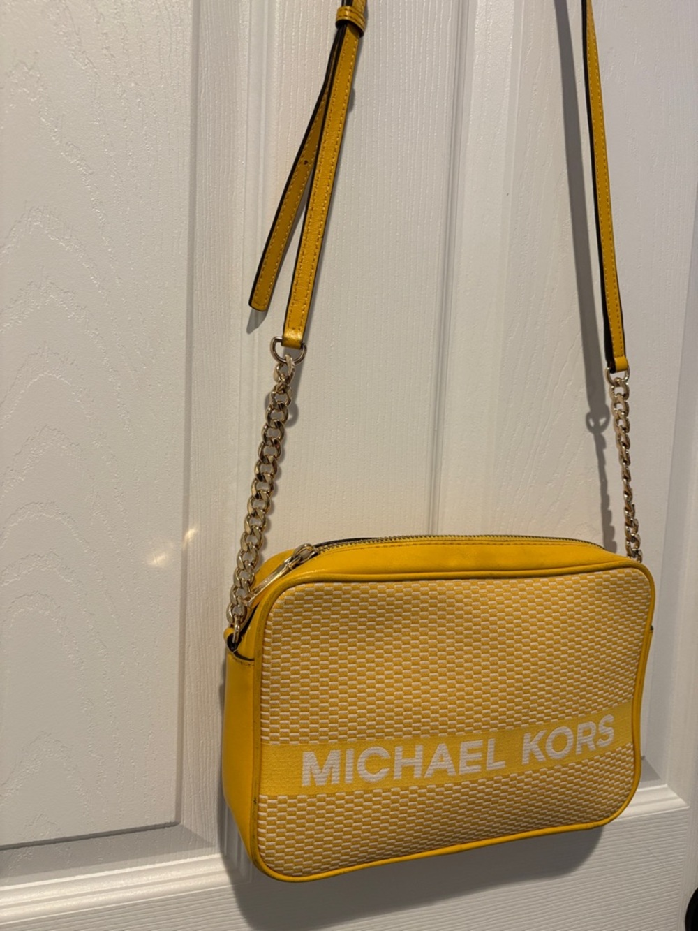 MICHAEL KORS Yellow Woven-Panel Crossbody with Chain Strap